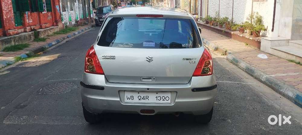 Maruti Suzuki Swift 2004-2010 Vxi Bsiv, 2011, Petrol