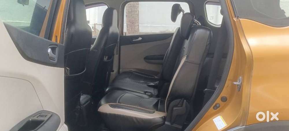 Renault Triber Rxz, 2019, Petrol