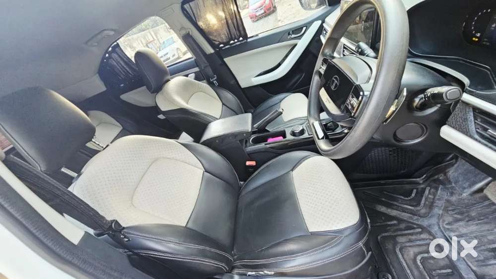 Tata Nexon Creative 1.2 Revotron Petrol 6 Amt Dt, 2023, Petrol