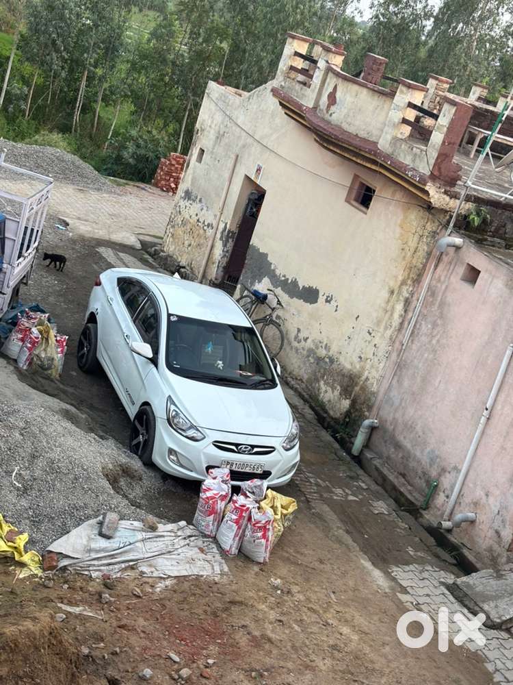 Hyundai Verna Top Model 2012