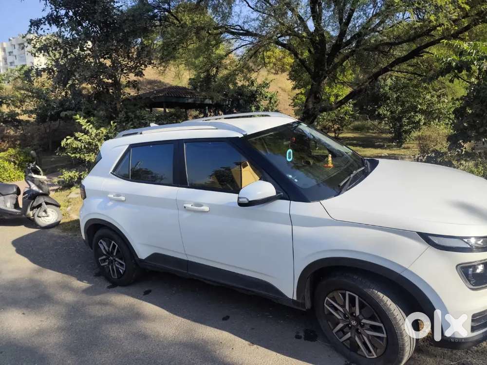 Hyundai Venue 2022 Diesel Well Maintained