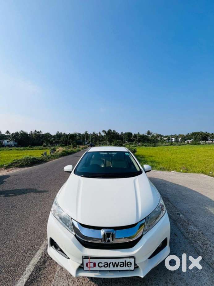Honda City I-vtec V, 2015, Petrol