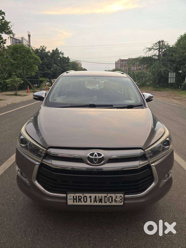 Toyota Innova Crysta 2.4 Zx Mt, 2016, Diesel