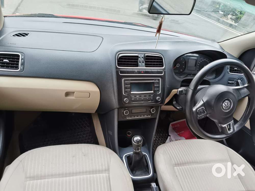 Volkswagen Polo Petrol Highline 1.2l, 2013, Petrol