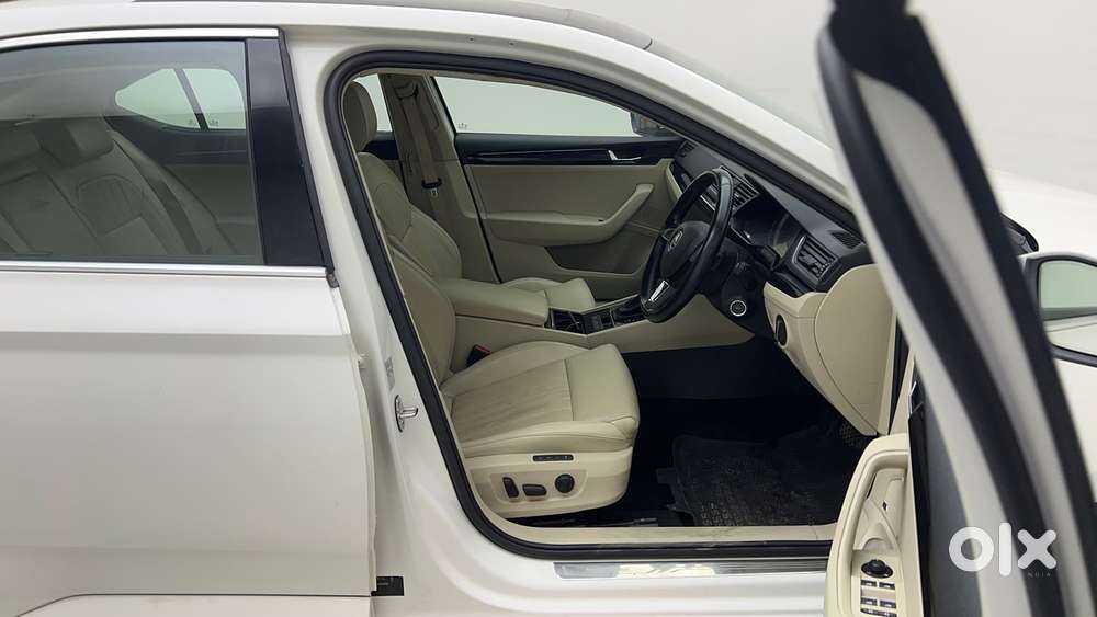 Skoda Superb Lk 1.8 Tsi At, 2018, Petrol