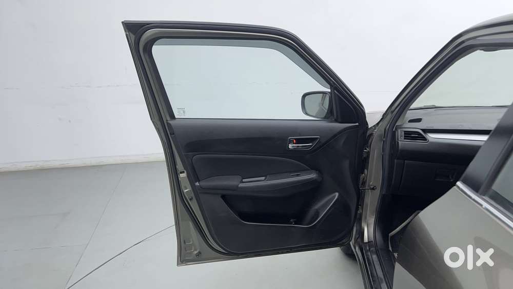Maruti Suzuki Swift Vvt Vxi, 2022, Petrol