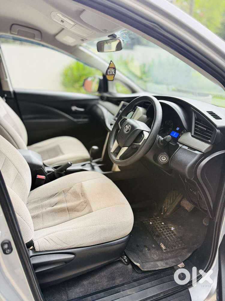 Toyota Innova Crysta 2.8 Gx At, 2016, Diesel