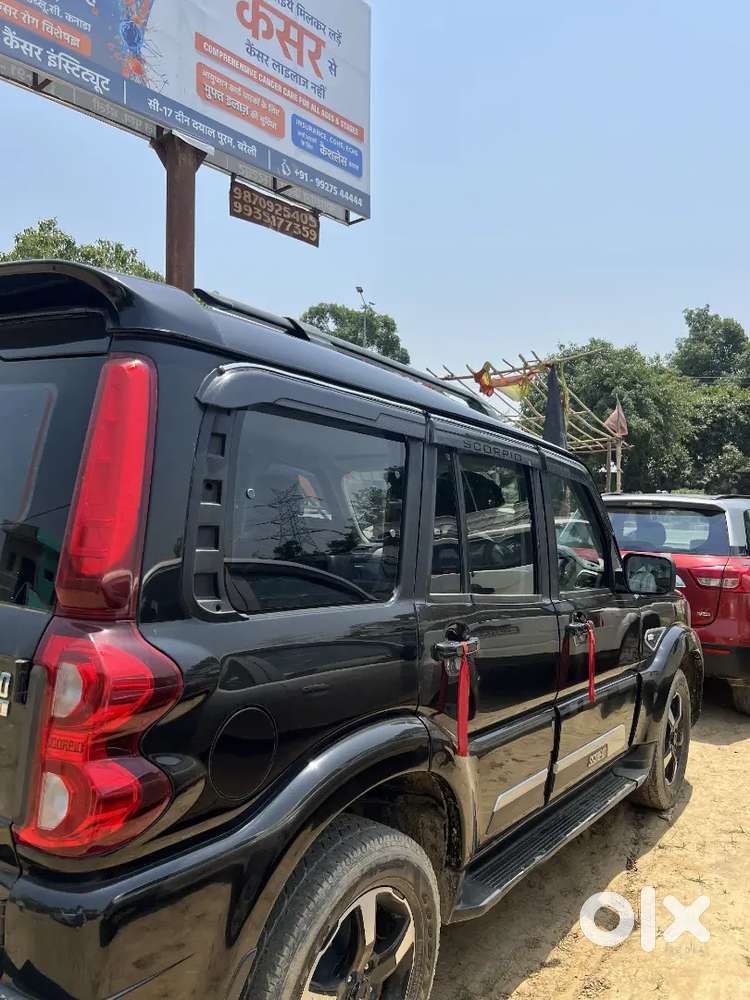 Mahindra Scorpio Classic 2023 Diesel 97000 Km Driven