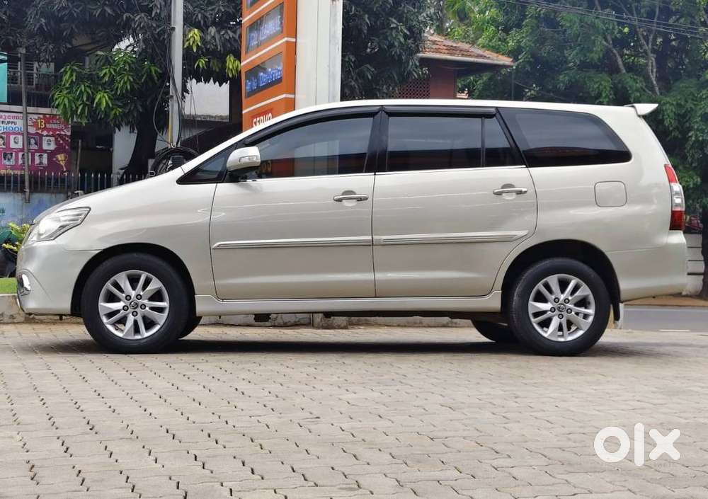 Toyota Innova 2.5 V 7 Str, 2012, Diesel