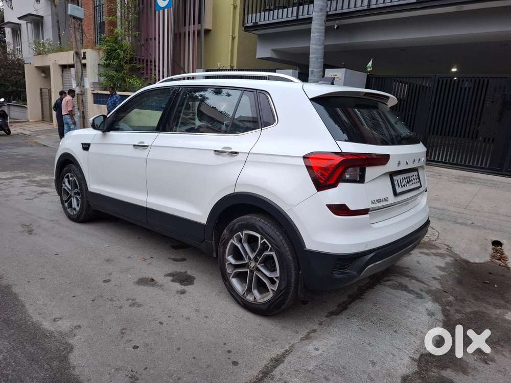 Skoda Kushaq 1.0 Tsi Style At (6 Airbags), 2022, Petrol