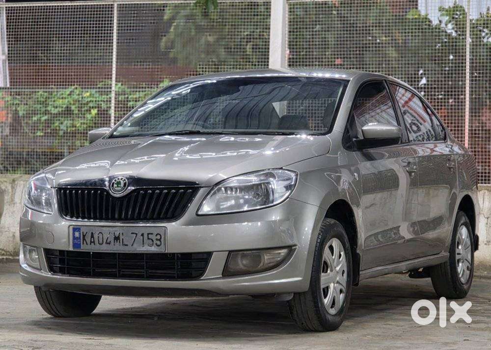 Skoda Rapid 1.6 Tdi Ambition Plus, 2013, Diesel