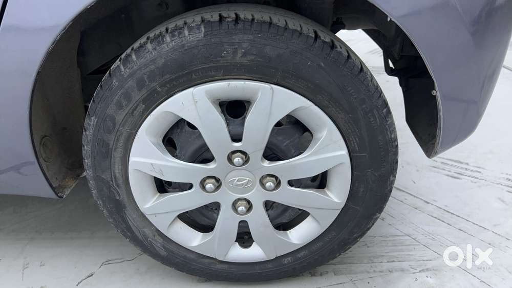 Hyundai Eon Sportz, 2017, Petrol