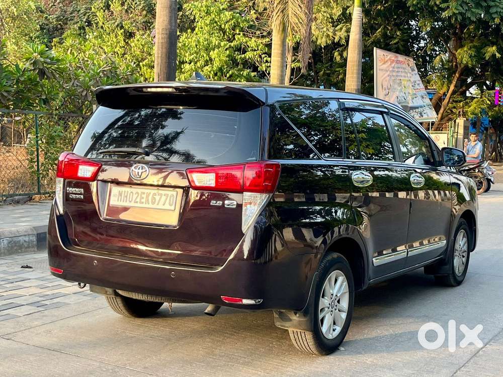 Toyota Innova Crysta 2.8 Zx At 7 Seater, 2017, Diesel