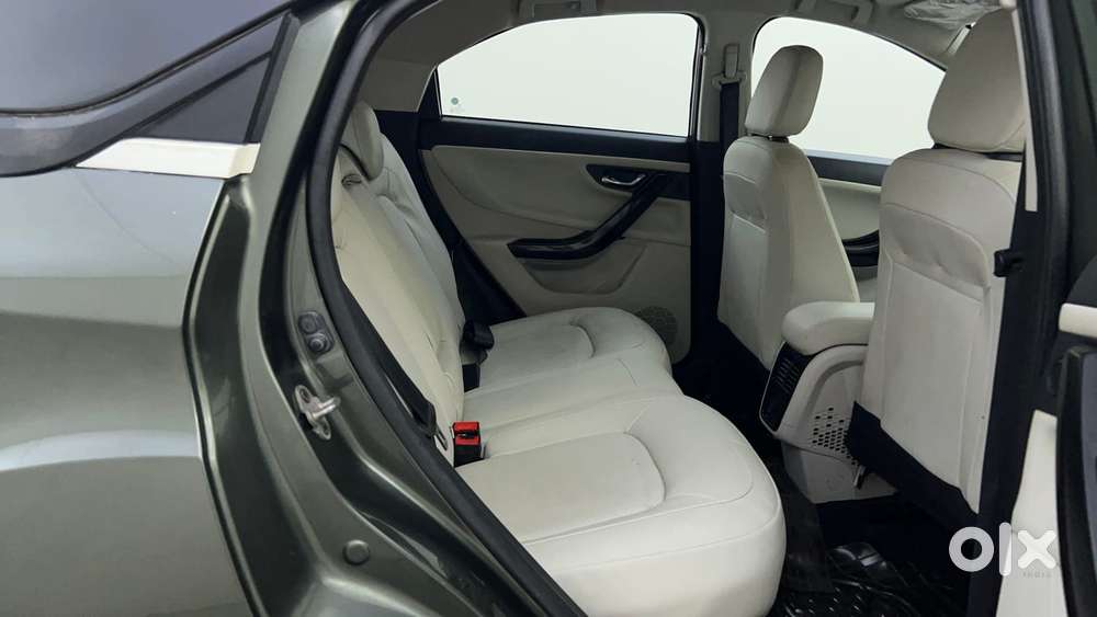 Tata Nexon 1.2 Revotron Xz Plus Premium, 2022, Petrol