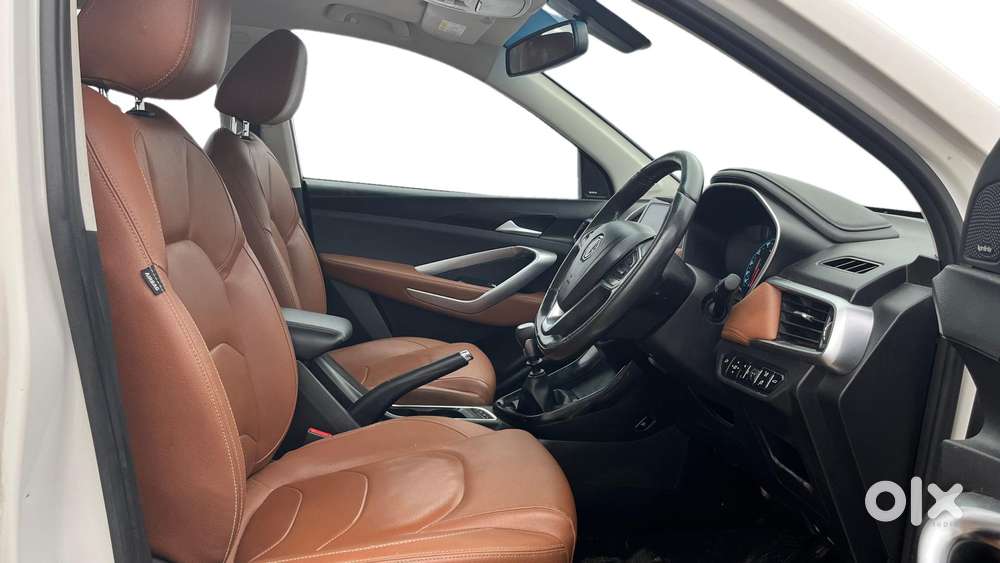 Mg Hector Plus 1.5 Hybrid Sharp Turbo 6 Str, 2022, Petrol