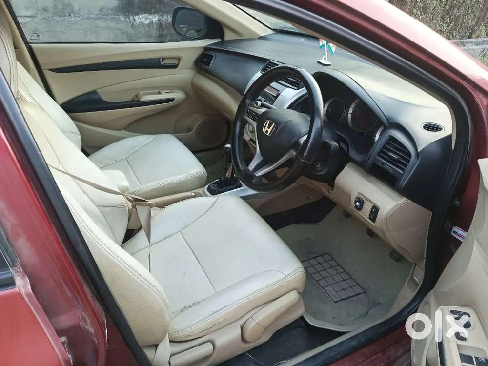 Honda City Petrol+cng August 2011