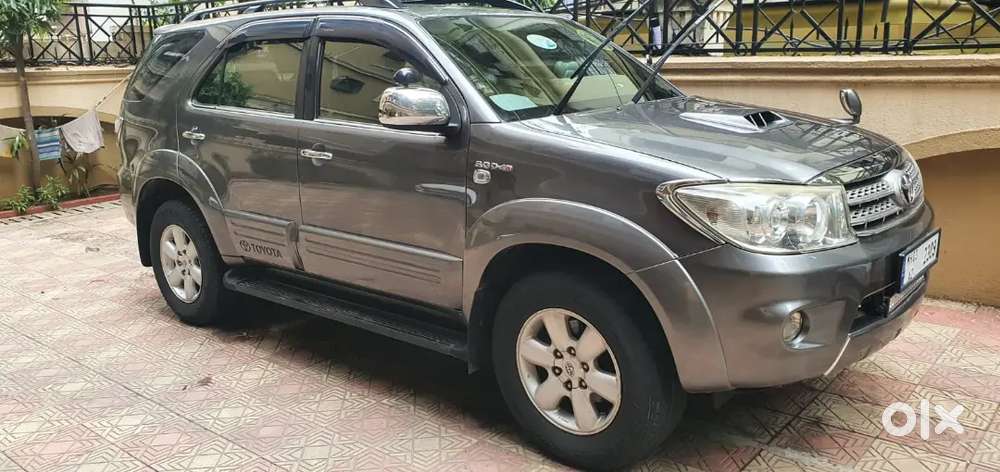 Toyota Fortuner 3.0 4x4 2011 Super Class Condition