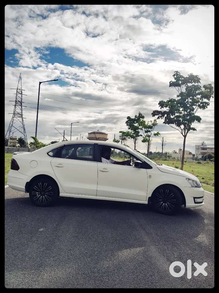 Skoda Rapid Elegance 2012 Diesel
