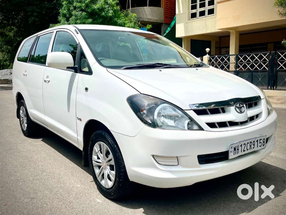 Toyota Innova 2.5 G (diesel) 8 Seater, 2005, Diesel