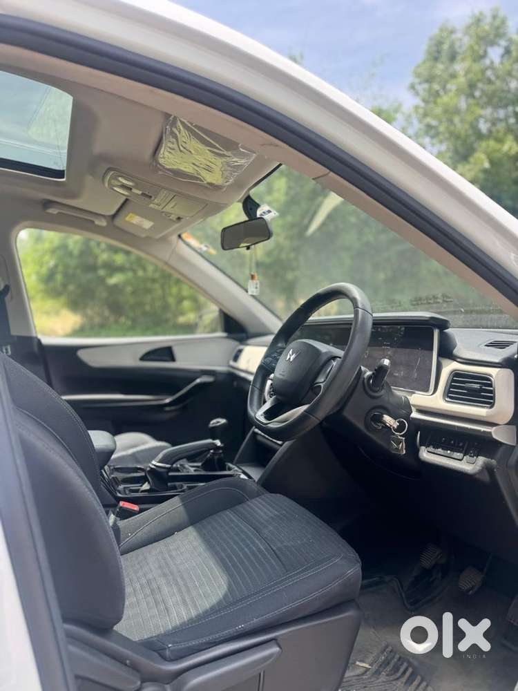 Mahindra Xuv700 Diesel 2023
