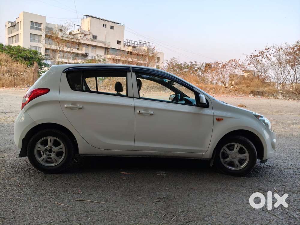 Hyundai I20 2009-2011 Asta, 2010, Petrol