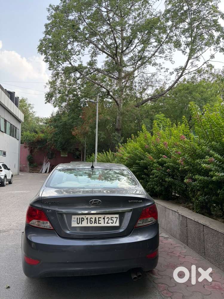 Hyundai Verna Petrol 2011