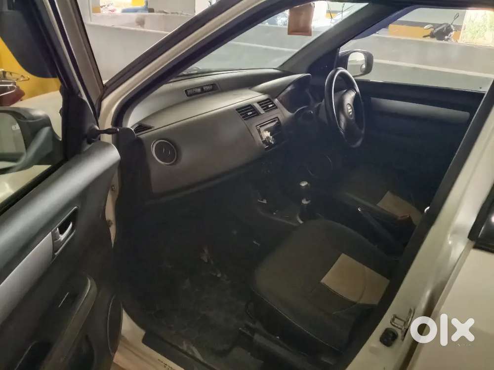 Maruti Suzuki Swift Vxi Petrol