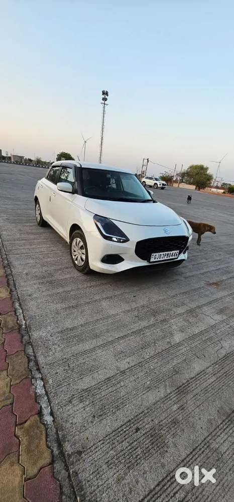 Maruti Suzuki Swift 2025 Petrol 27000 Km Driven