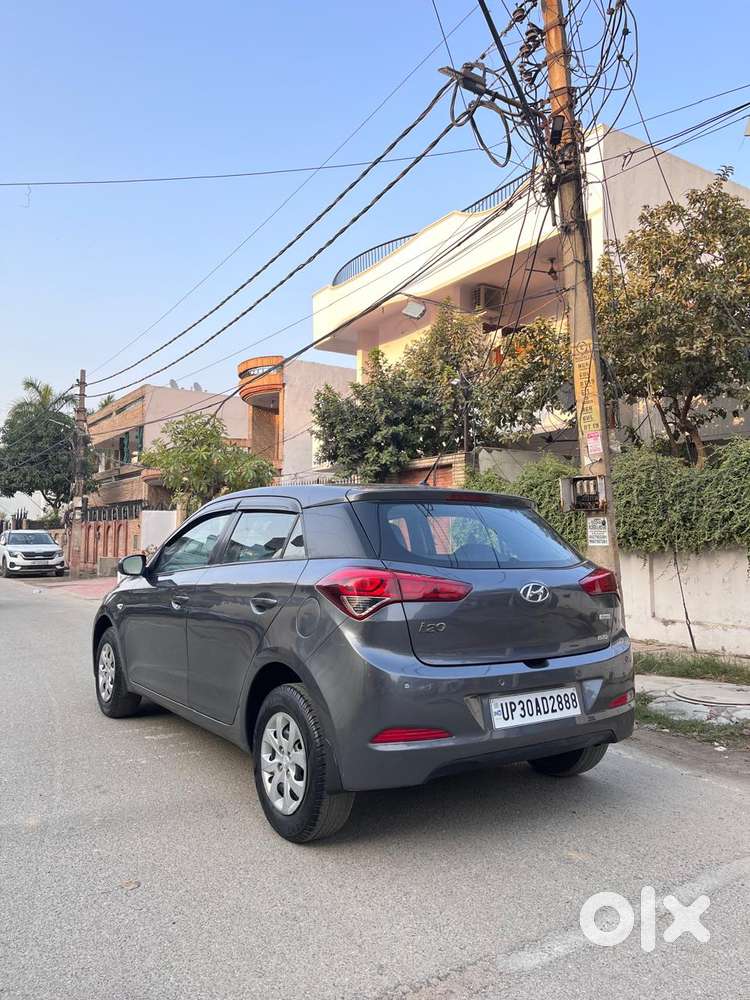 Hyundai I20 Petrol Cvt Magna Executive, 2016, Petrol