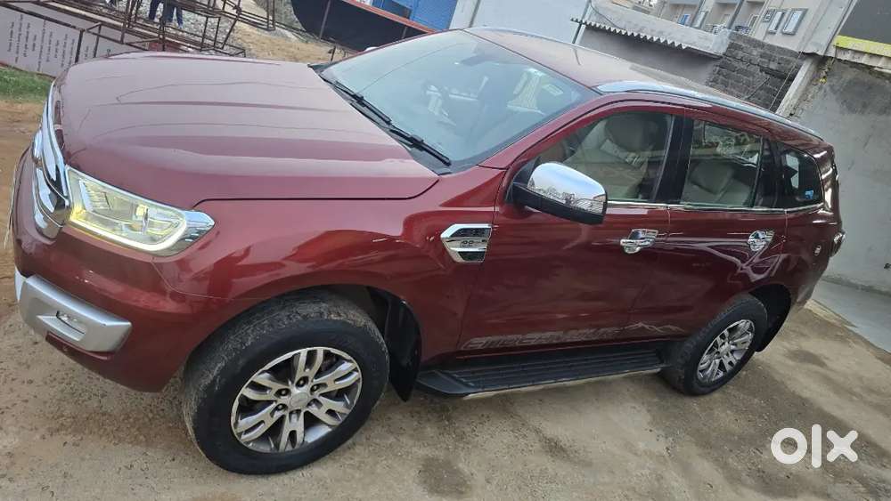 Ford Endeavour 2.2at Panaromic Sunroof 2018