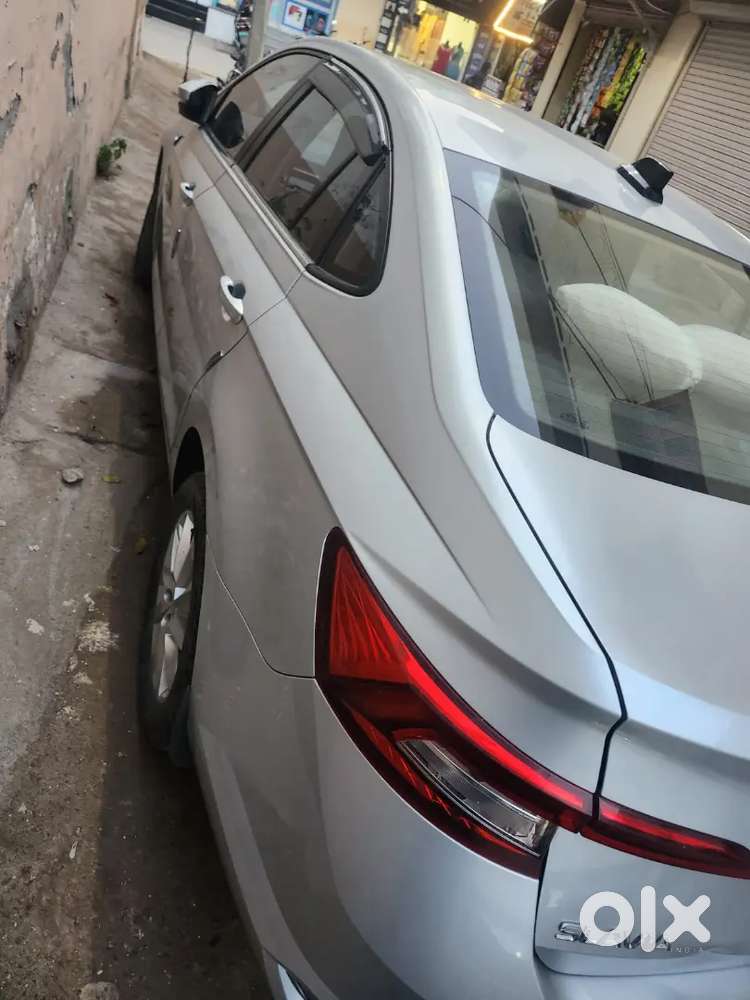 Skoda Slavia 2023 Petrol Well Maintained