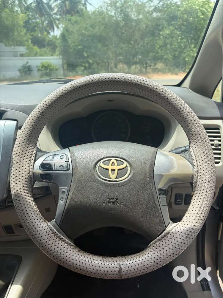 Toyota Innova Diesel 2014