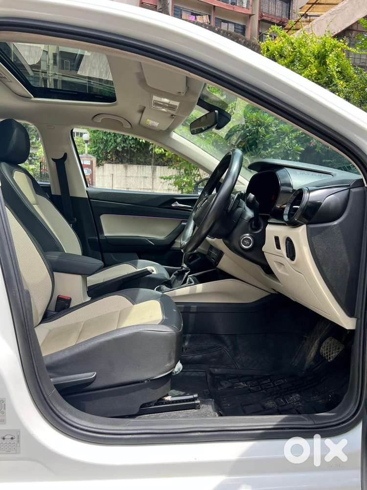 Skoda Slavia 1.0 Tsi Style At, 2023, Petrol