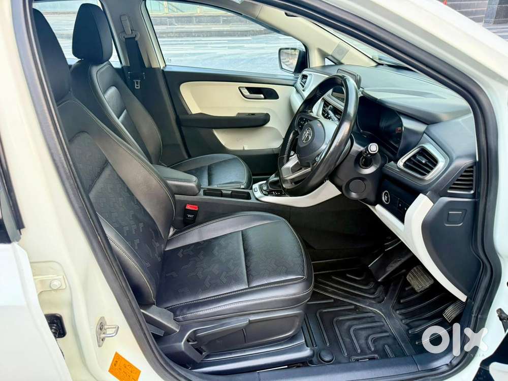 Tata Altroz Xz Plus (s), 2023, Petrol