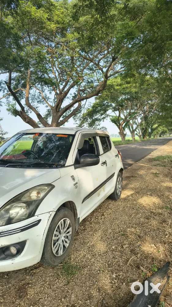 2011 Maruti Suzuki Swift Lxi