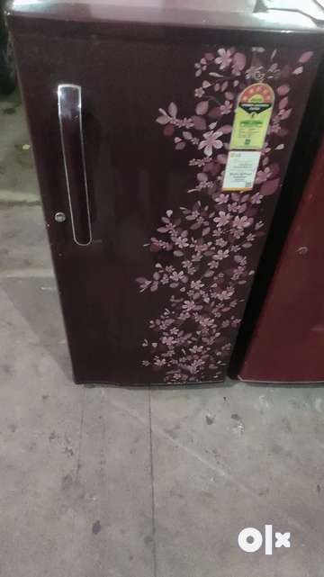 SECOND HAND HOME APPLIANCES. UNIVERSAL ELECTRONICS Fridges 1771537502