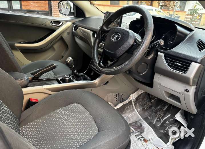 Tata Nexon 1.5 Revotorq Xz Plus, 2018, Petrol