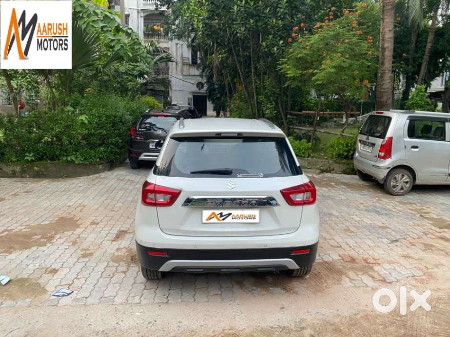 Maruti Suzuki Brezza 1.5 Zxi Smart Hybrid, 2022, Petrol