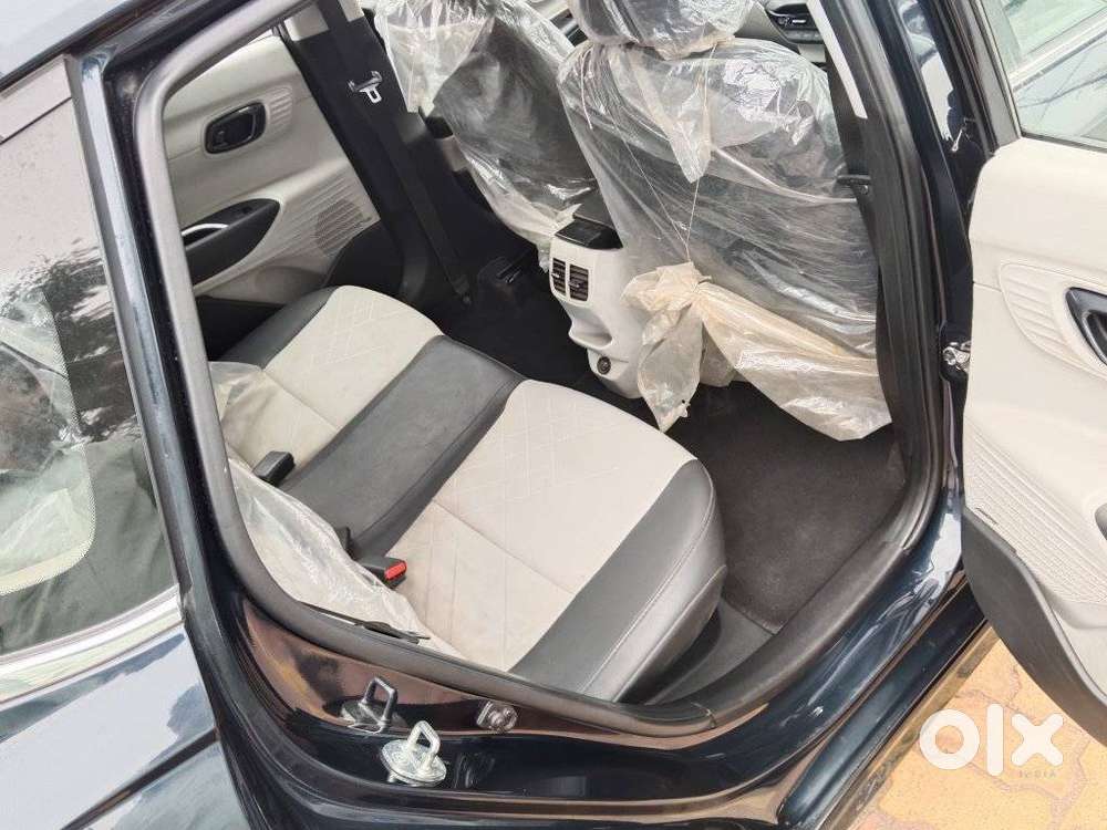 Hyundai New I20 1.2 Asta (o) Ivt, 2024, Petrol