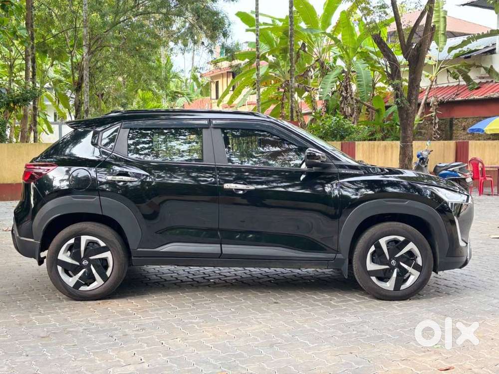 Nissan Magnite Tekna Ez Shift, 2025, Petrol