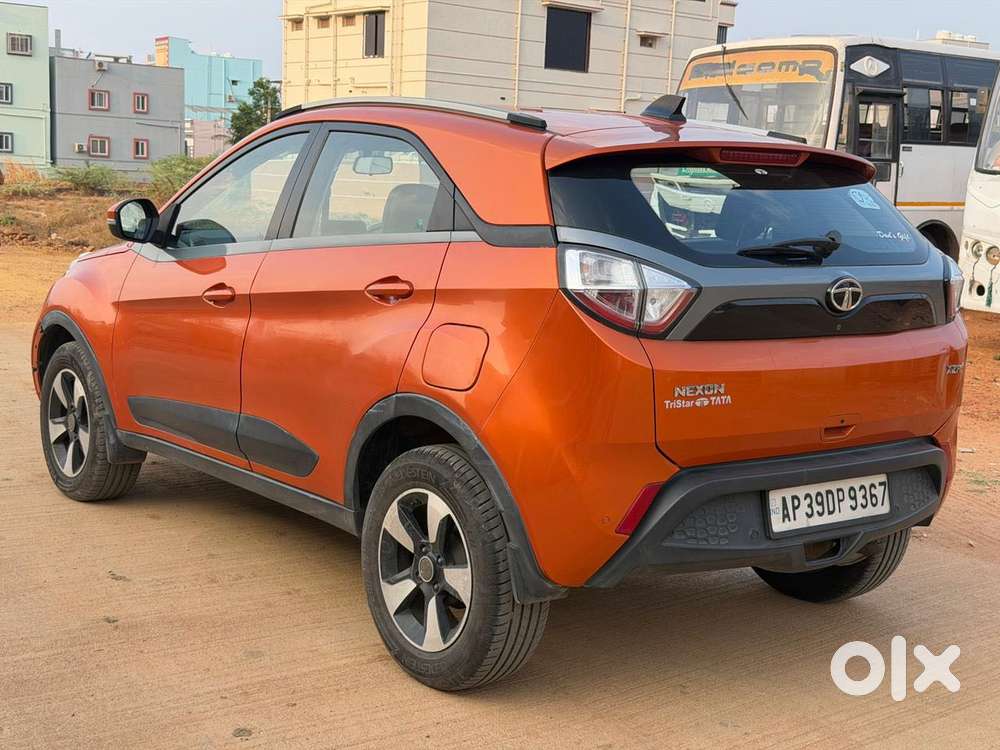 Tata Nexon 1.5 Revotorq Xza Plus, 2018, Petrol