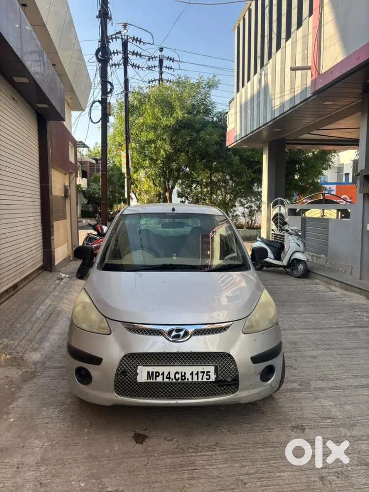 I10 2010 Model First Owner And Charo Tyre New