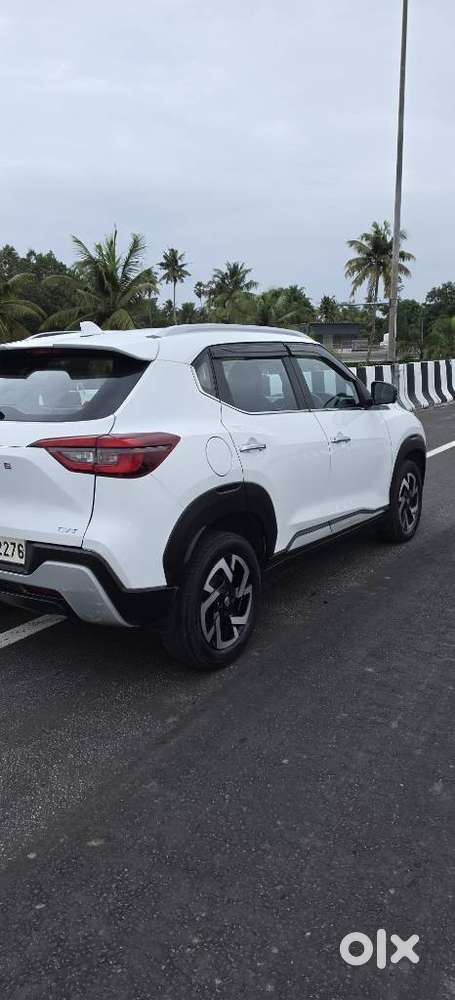 Nissan Magnite 1.0 Xv Premium Turbo Cvt, 2023, Petrol