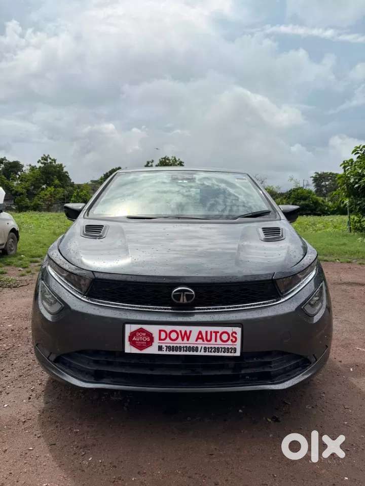 Tata Altroz Xz Plus (s), 2024, Petrol