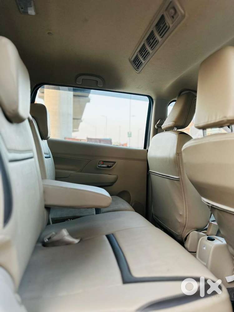 Maruti Suzuki Ertiga 1.5 Vxi, 2024, Petrol