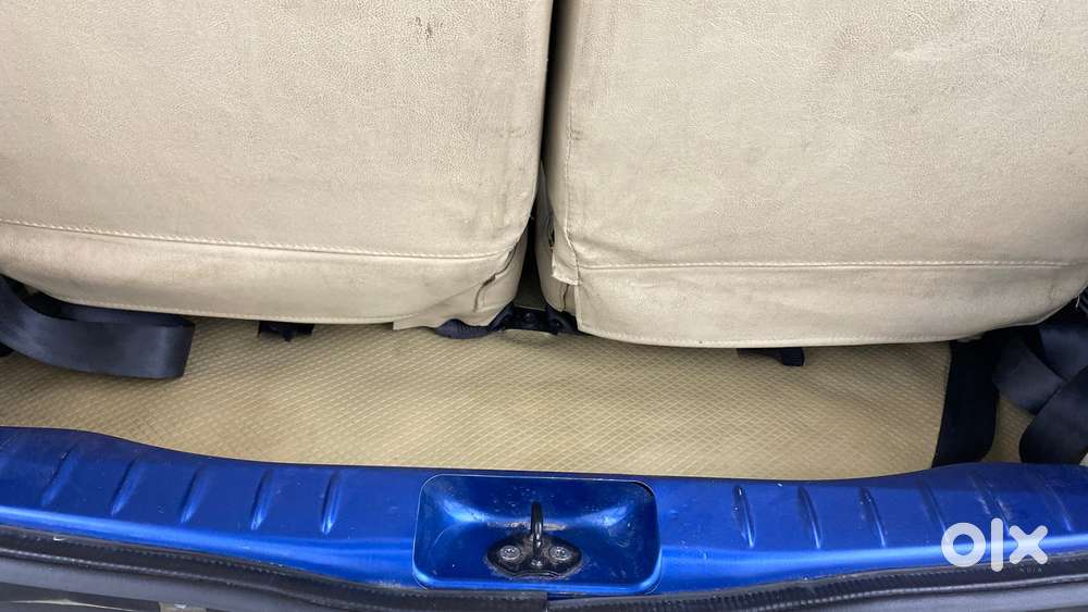 Renault Triber Rxt, 2023, Petrol