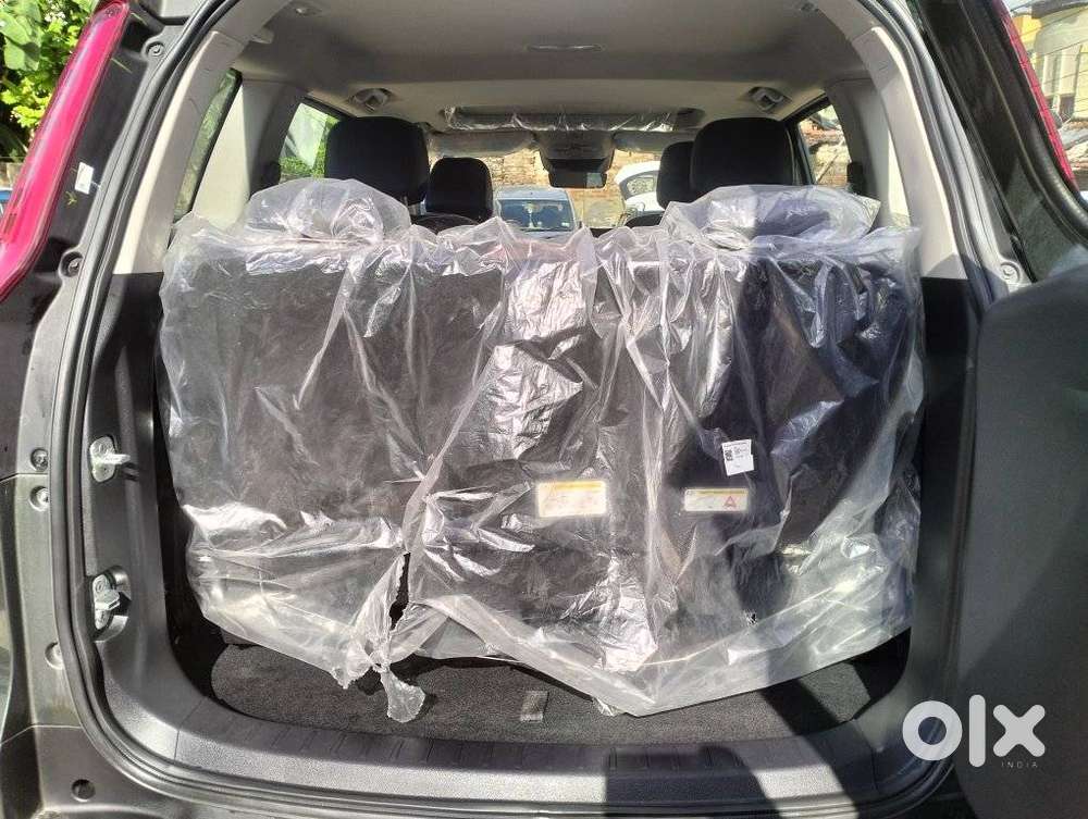 Mahindra Scorpio-n 2.0 Z8 L Petrol Mt 6 Str, 2026, Petrol