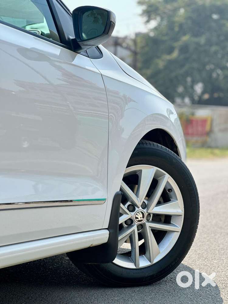 Skoda Rapid 1.0 Style At, 2021, Petrol