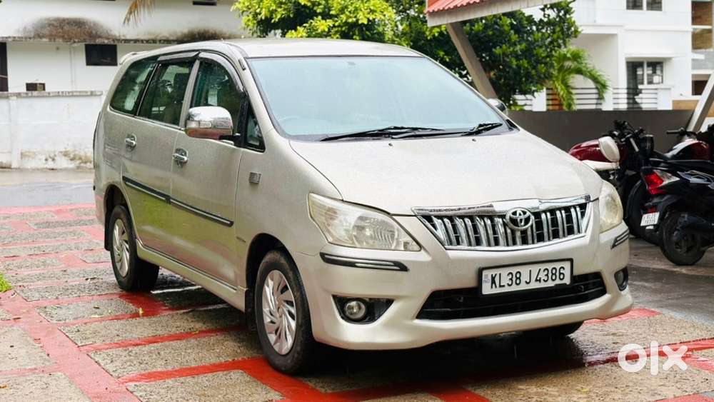 Toyota Innova Diesel 2013