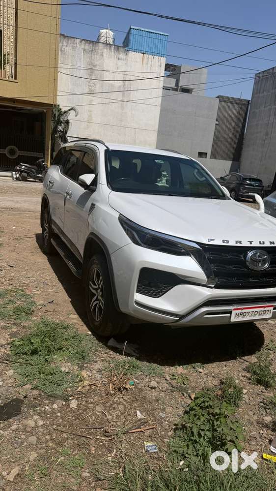 Toyota Fortuner 2024 Diesel Well Maintained